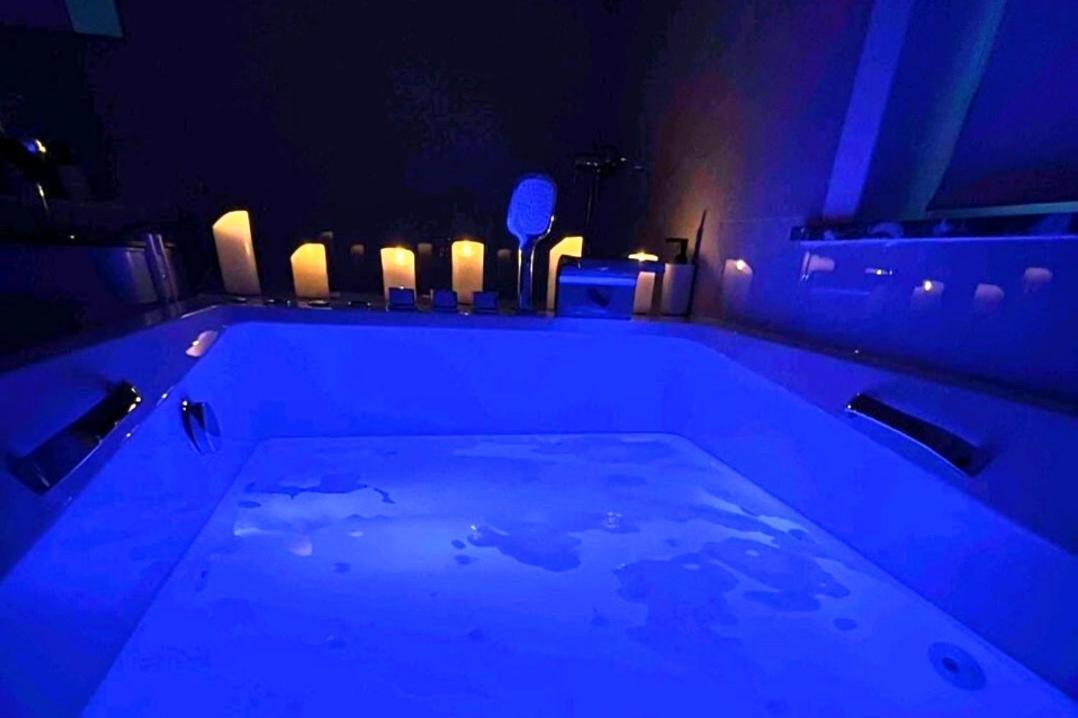 Sublime Appartement Calme Cosy & Jacuzzi Брюссель Экстерьер фото